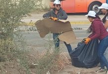 Estudiantes de Santo Tomás Copiapó limpian sector de la entrada norte de la ciudad