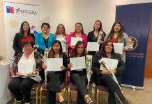 10 trabajadoras de Fundación Integra en Atacama recibieron sus títulos gracias al programa Crecer +