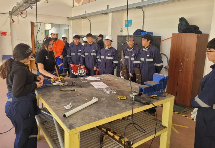 Visita estudiantes Freirina a Alto Hospicio (2)
