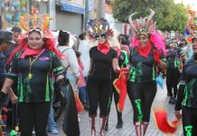 Con multitudinario pasacalle y teatro para niños despiden las vacaciones de invierno en Vallenar
