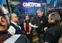 La Dirección del Trabajo (DT) aplicó un total de 54 multas y suspendió a 16 conductores de buses interurbanos de pasajeros durante la fiscalización realizada entre ayer viernes y hoy sábado en 12 regiones del país.
