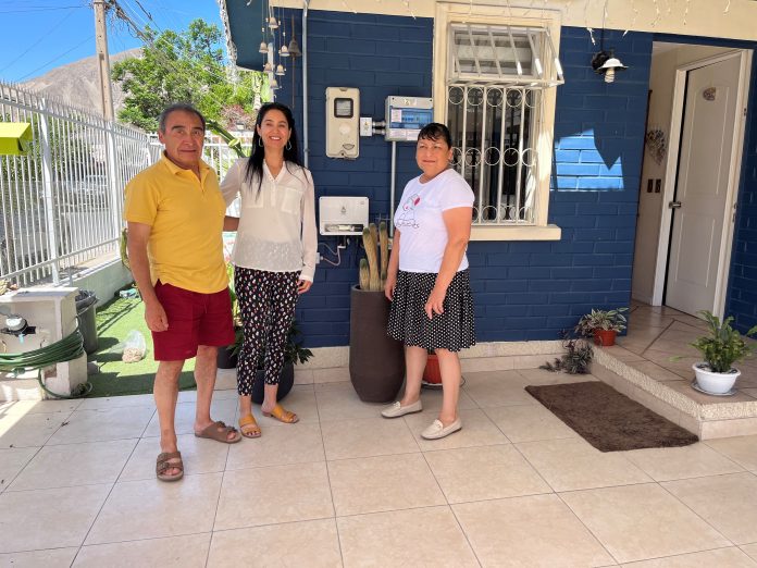1 Casa Solar 2 Instalan últimos sistemas fotovoltaicos en viviendas de Atacama y programa entra en última fase de ejecución