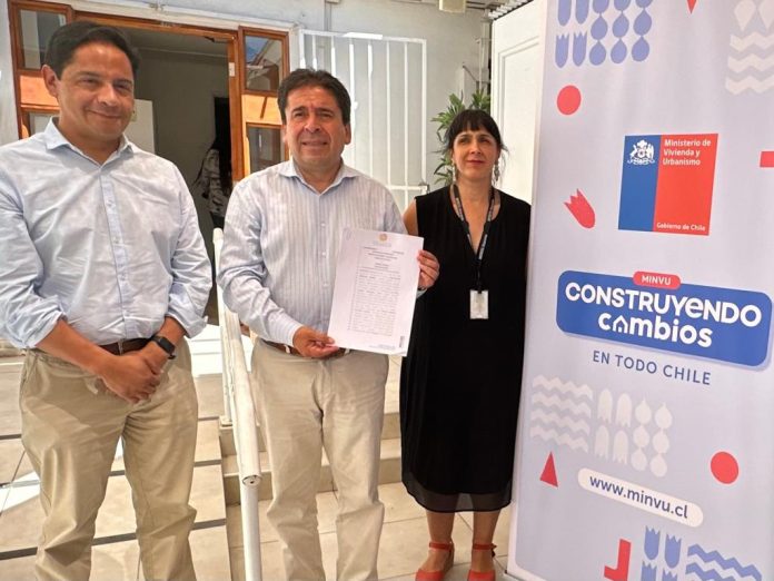GOBERNADOR FIRMA SERVIU