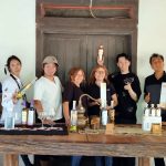 Desde Atacama a Japón: Reconocidos bartenders e importadores visitaron a productores de destilados del Valle del Huasco