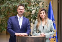 «Ley Duque»: Diputados Cicardini y Manouchehri (PS) presentan proyecto de ley para permiso laboral por muerte de mascota inscrita en registro