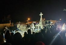 Más de un centenar de vecinos de Freirina realizaron visita nocturna al cementerio