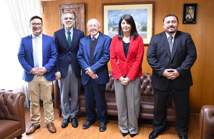 Visita ministro de Justicia 01
