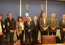 Autoridades de Atacama y dirigentes de taxis colectivos acuerdan mesa de trabajo con el Ministerio de Transportes para modernizar al sector