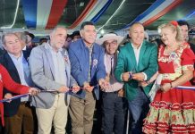 Vallenar Inaugura Fondas con un gran marco de publico en Parque de Cuatro Palomas