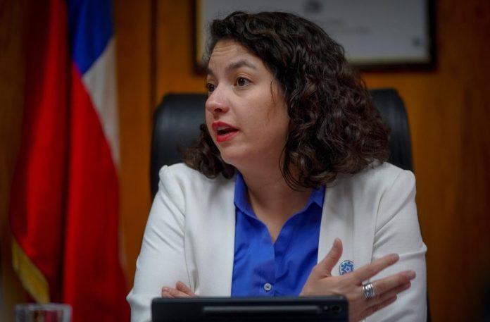 Ministra 1