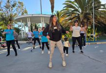 Cine Bajo las Estrellas y la zumba reunió cientos de familias de El Salvador