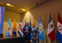 Alcalde de Diego de Almagro lidera en inclusión social y se alza como referente latinoamericano