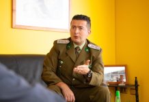 Nuevo subcomisario de la comuna de Huasco entrega los saludos protocolares al alcalde de la comuna porteña