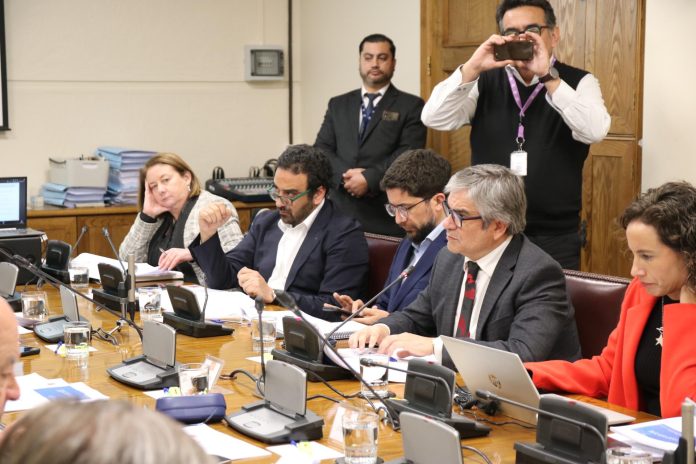 IMM Comisión Hacienda Senado 2705