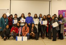 14 mujeres recibieron certificación por curso de Administración en Redes Sociales