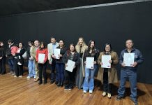 Minvu entrega un centenar de títulos de dominio de los conjuntos Olivar Oriente I y II