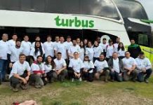 Turbus y Conaf reforestan sector de Reserva Nacional Lago Peñuelas afectado por megaincendio del 2024
