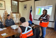 Se coordinan acciones preventivas para comunidades educativas ante posibles emergencias en el borde costero de la provincia de Huasco