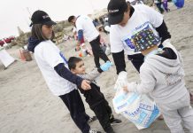 Más de 60 niños protagonizaron jornada de limpieza y educación ambiental en Playa Loreto