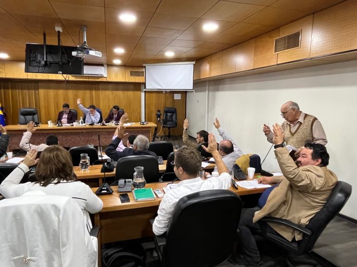 Foto01 pleno 21.10.2025