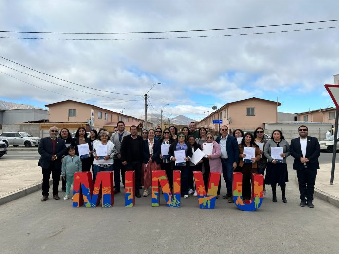 Subsecretaria Minvu familias chañaralinas y autoridades