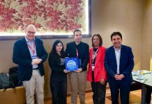 Entregan reconocimiento en Expo FOREDE a estudiantes que ganaron en el certamen internacional “Expociencies International Abu Dhabi 2025”