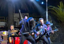 El proyecto Música y Patrimonio en Atacama sorprendió a Caldera con concierto dedicado al rock con las bandas Mal de Pampa y Magnolia
