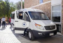 NUEVO VEHÍCULO MUNICIPAL MEJORARÁ EL TRASLADO DE PACIENTES DE DIÁLISIS EN LA COMUNA