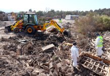 Municipio de Copiapó inicia programa de limpieza del Río Copiapó con retiro de basura en el badén Luis Flores