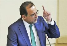 Mulet denuncia a Ferronor ante Contraloría por incumplimientos en Atacama
