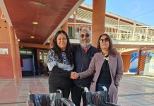 Sindicato de Pescadores San Pedro de Chañaral dona sillas de ruedas al Liceo Federico Varela