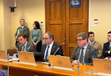 Ministerio de Economía presenta proyecto que moderniza firma electrónica y facilita trámites para Pymes