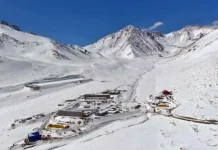 Barrick Chile informa que se avanza en la preparación del transporte de los trabajadores que permanecen en los campamentos Barriales y Potrerillos.