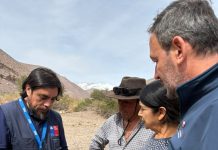 Seremi de agricultura entrega recomendaciones a agricultores de la cordillera