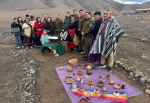 Ceremonia con comunidad indígena quedó registrada en la cápsula del tiempo de Carabineros