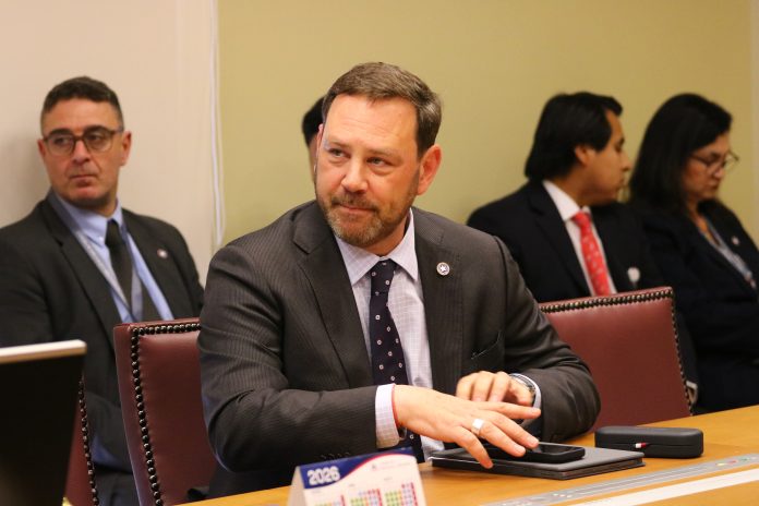 Diputado Urcullú (PRep) tras ganar presidencia de CEI sobre posible colusión en vales de alimentación y vestuario en organismos públicos: “Esta investigación es por Chile”