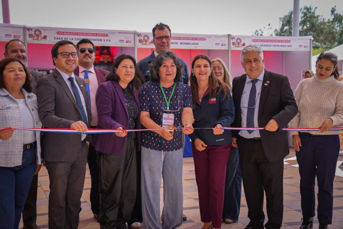 Gobierno Regional y Sercotec inauguran la “Expo Mercadito Dieciochero Sercotec” de Fiestas Patrias con 50 emprendedores.