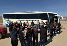 Minera Salar Blanco y CORPROA impulsan colaboración para acercar el Desierto Florido a estudiantes de Copiapó