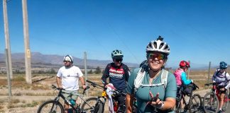 Más de 300 participantes dieron vida a la cicletada aniversario por el Desierto Florido en Vallenar junto a Luis Andaur