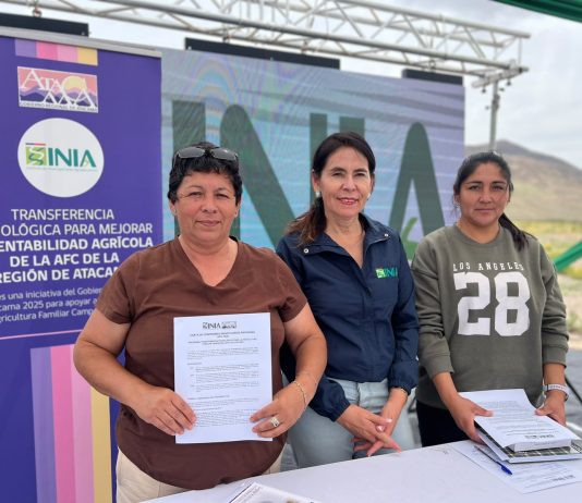 INIA Intihuasi fortalece la producción hidropónica con entrega de invernaderos a agricultores de Atacama