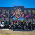 Comunidad educativa de escuela básica de El Palomar y Gobierno Regional Atacama inauguran gigantesco mural participativo