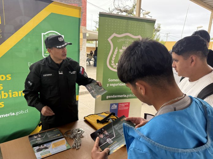 Gendarmería invita a ser parte del proceso de admisión 2027 a estudiantes de Caldera