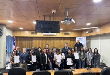 Minvu entrega 12 títulos de dominio de urbanización en el Campamento Villa El Cerro