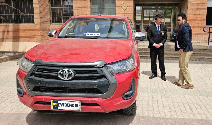 PDI ATACAMA Y FISCALÍA DETIENEN A INDIVIDUO POR ROBO CON VIOLENCIA Y DOS ROBOS CON INTIMIDACIÓN FRUSTRADOS EN MODALIDAD DE PORTONAZO
