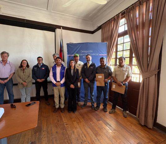 Presentan diagnóstico de obras de conducción de riego en Atacama y Coquimbo para priorizar inversiones