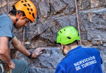 Estudiantes del Liceo Bicentenario Alto del Carmen participaron en jornada de escalada en el sector El Toro